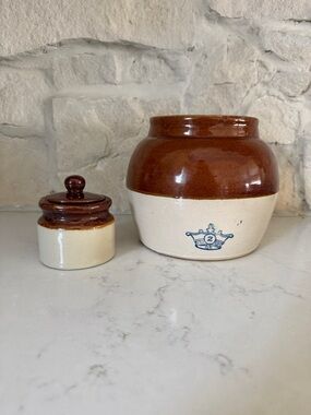 Vintage Robinson Ransbottom Two-Tone Ceramic Bean Pot Jar and mini canister